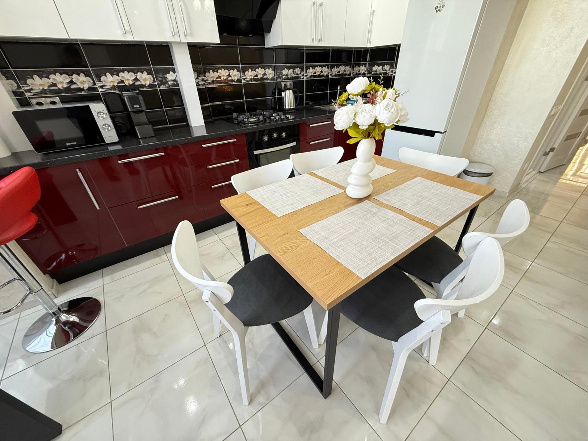 Cozy Two Bedroom Large Apartment 基希讷乌 外观 照片