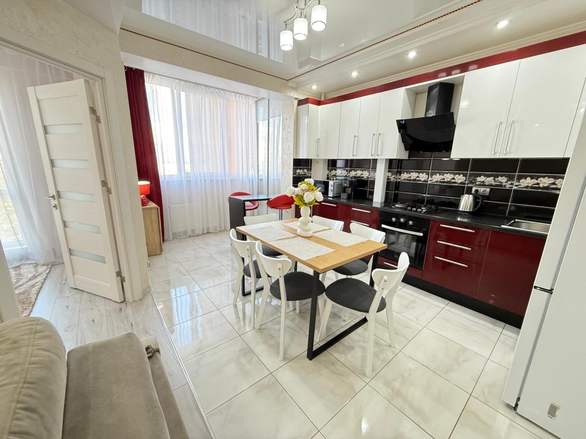 Cozy Two Bedroom Large Apartment 基希讷乌 外观 照片